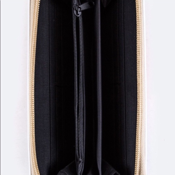 🎉HP🎉 🌵 Cactus Wallet 🌵 - Picture 3 of 3